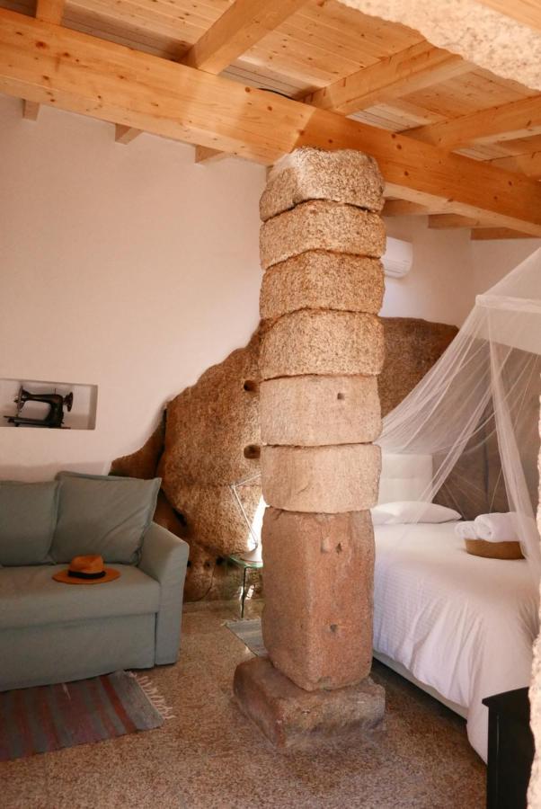 Casa Do Meio Em Quinta De Sao Pedro De Vir-A-Corca 몬산토 외부 사진