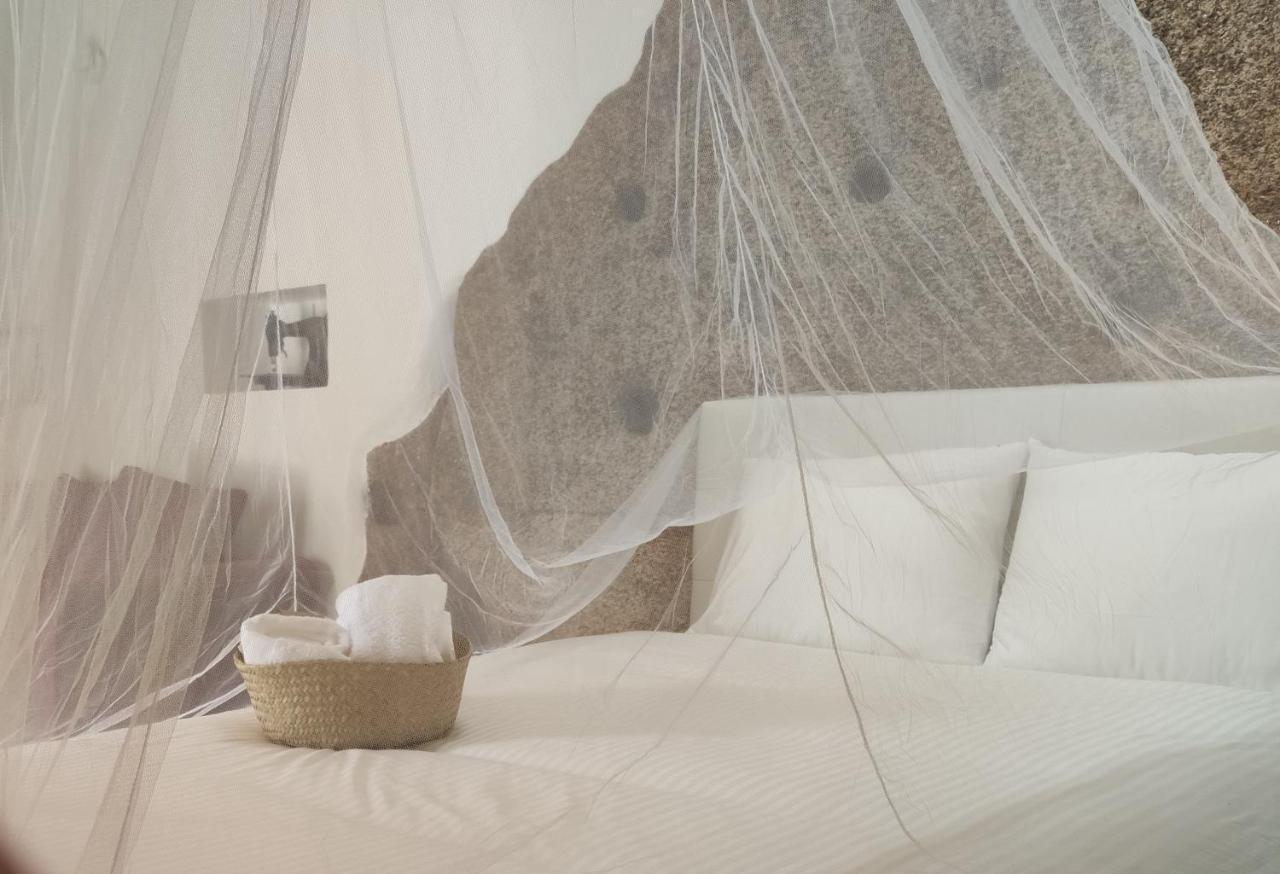 Casa Do Meio Em Quinta De Sao Pedro De Vir-A-Corca 몬산토 외부 사진